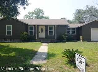 605 Anaqua Ave, Victoria, TX 77901