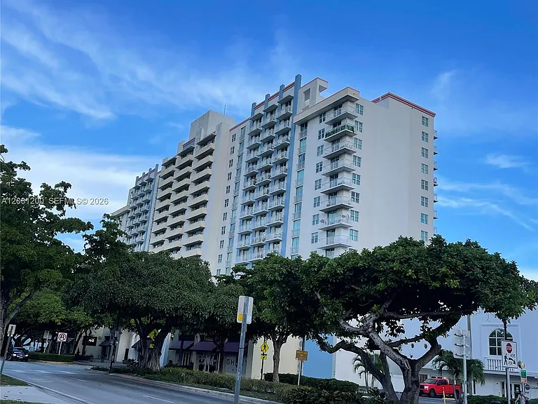 3000 Coral Way #1501 — Photo 2