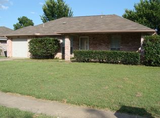 512 Mary Jane Ln, Seagoville, TX 75159