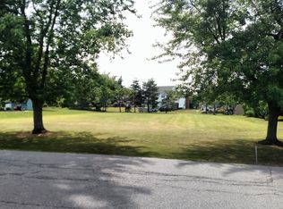 196 Siebert Rd, Lancaster, NY 14086