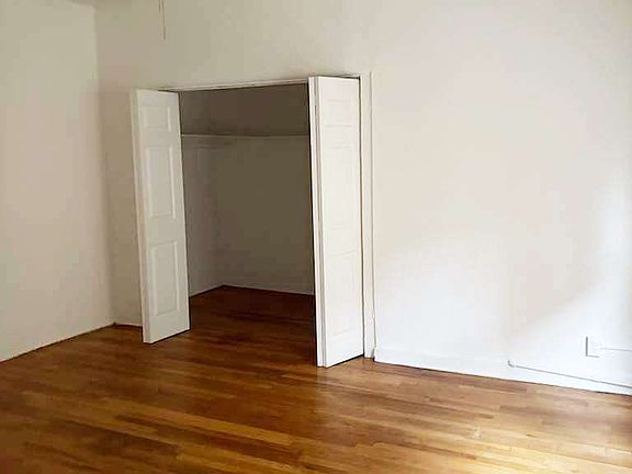2nd image of 1847 N Gramercy Pl #105