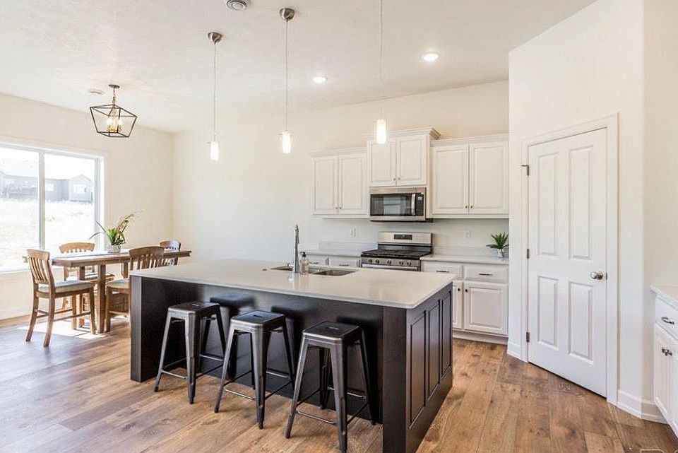 1st image of 7409 S Grand Arbor Ct
