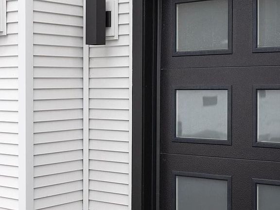 2nd image of 1317 E Branch Rd