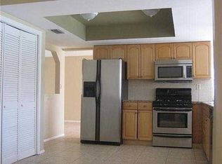 9351 NW 24th St, Sunrise, FL 33322
