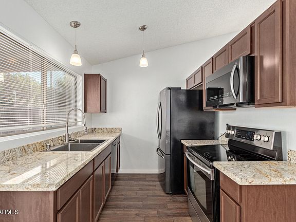 5th image of 5518 W MERCURY Way