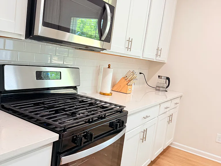 1100 Landen Creek Ln — Photo 23