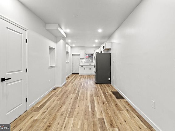 5th image of 1841 McKean St