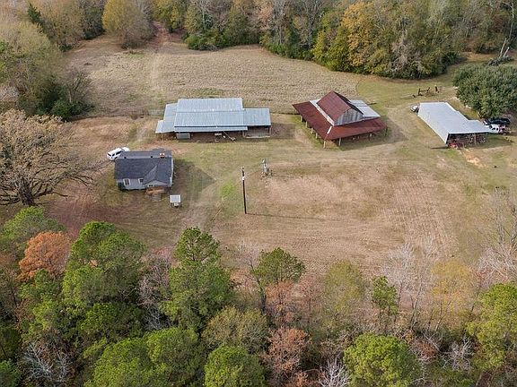 2nd image of 1102 County Road 4111