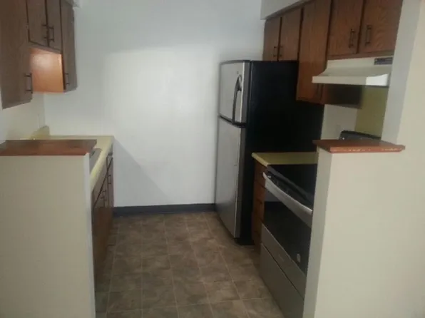 704 4th St, Livermore, IA