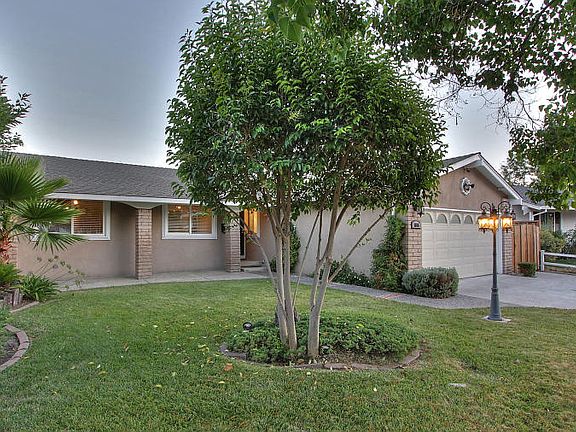 3rd image of 5866 Lalor Dr