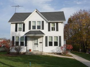 662 N Wisconsin St, Port Washington, WI 53074