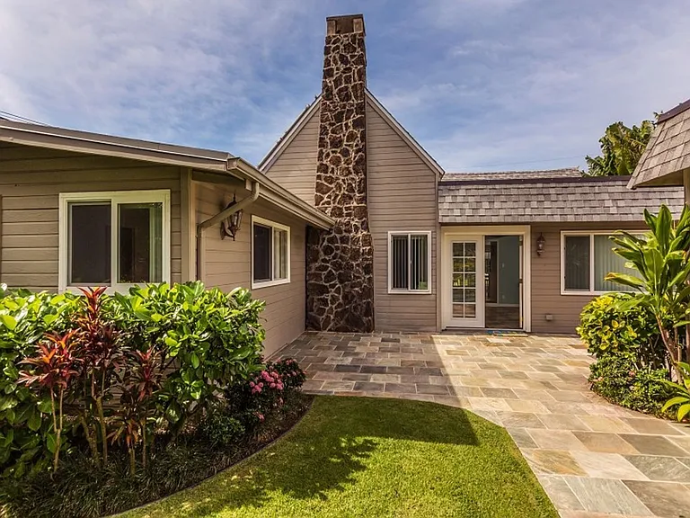 1018 Kealaolu Ave — Photo 20