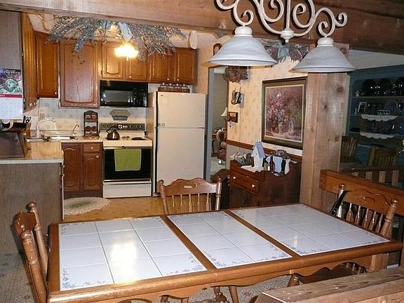 4th image of 4260 Copperfield Ln