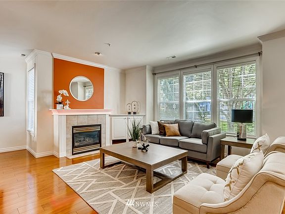 4th image of 353 227th Ln NE