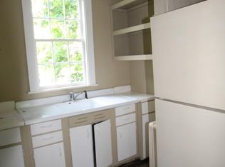 27 High St, Waterville, ME 04901