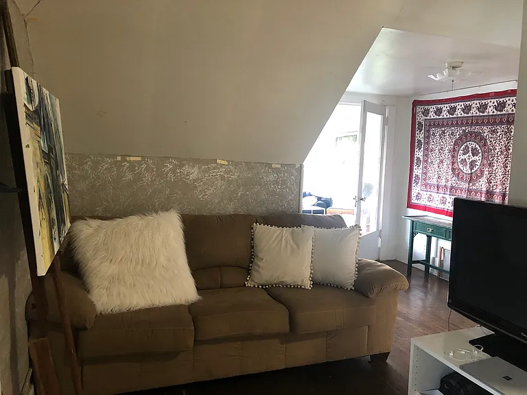 210 Delaware Ave #5 — Photo 12