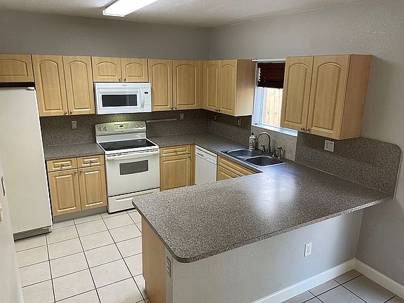 2nd image of 21473 SW 85th Psge