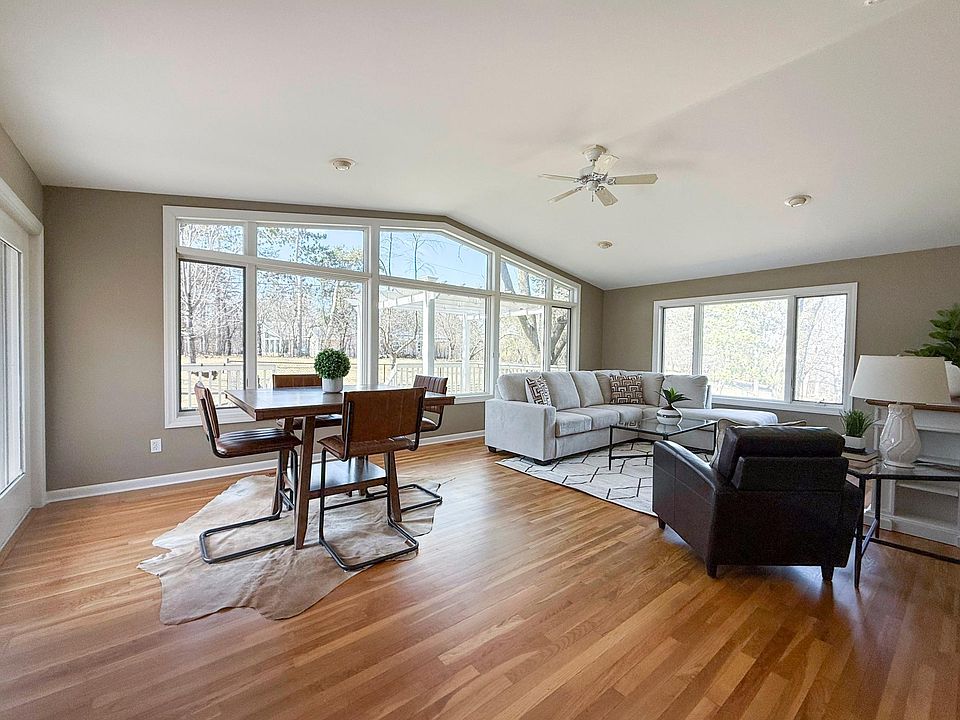 1st image of 2211 Lenwood Dr SW