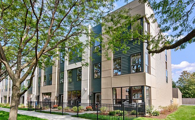 1st image of 3151 N Karlov Ave #1-4