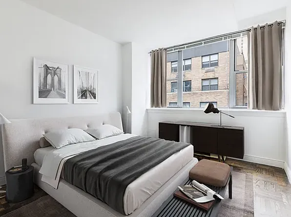 65 West 55th Street image 4 of 13