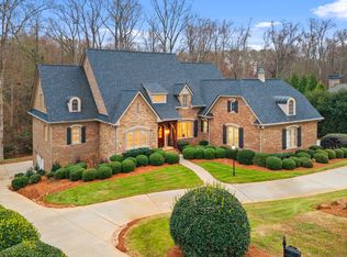 121 Ramsford Ln, Simpsonville, SC 29681