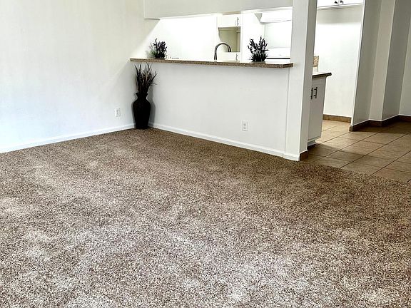 4th image of 17011 Yukon Ave #5