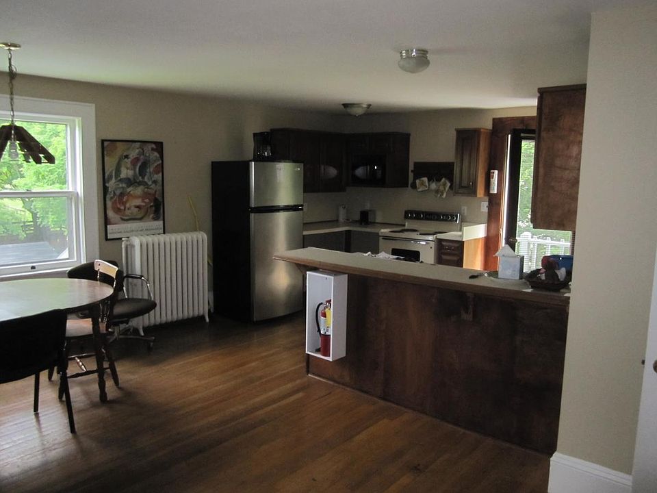 kitchen/dining