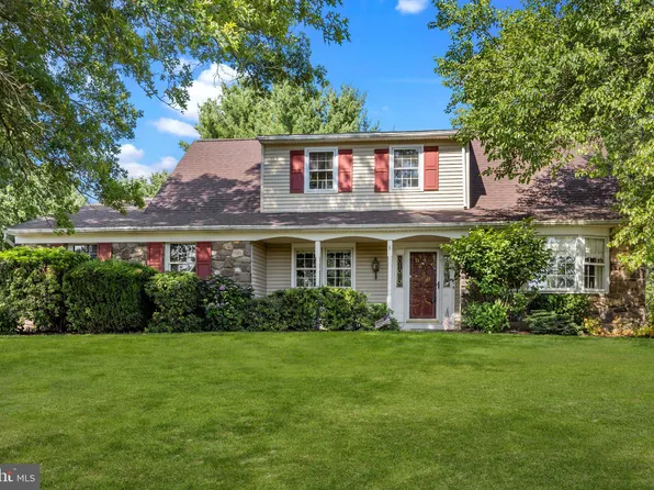 1741 Franklin Dr, Furlong, PA 18925