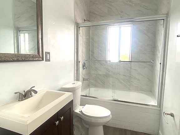 5th image of 00-636 N Chestnut Ave #312