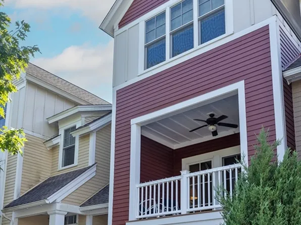 33 Parkview St, Weymouth, MA 02190