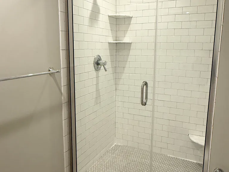 421 McCready Ave — Photo 21