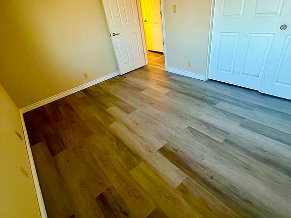 5th image of 5125 River Glen Dr #138