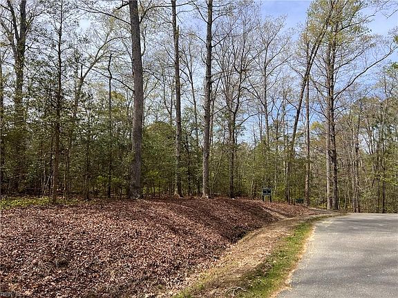 2nd image of 1.1 Ac East West Pkwy