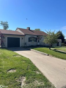 1516 Kalsem Blvd, Marshalltown, IA, 50158