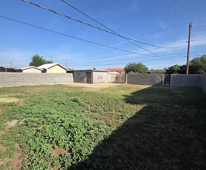 3218 Thomas Ave — Photo 25