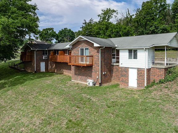 3rd image of 3020-3022 Fernbrook Ln