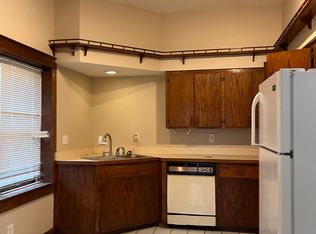 312 3rd St S APT 2, Stillwater, MN 55082