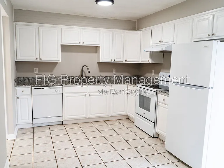 139 Louella Dr — Photo 3