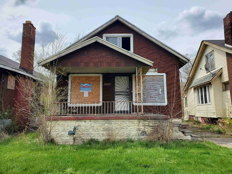 8523 Colfax