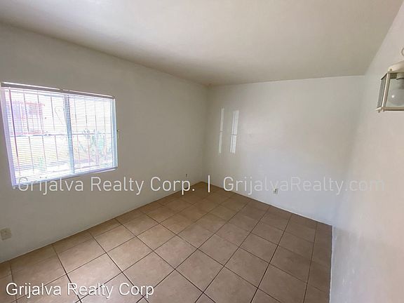 5th image of 2437 N Fontana Ave #11384967