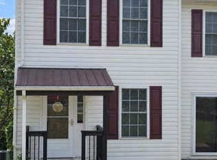 20 Tulip Grove Cir APT 1, Bristol, TN 37620