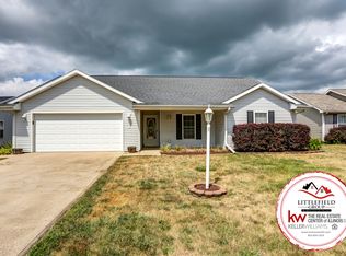 606 Wingstem Dr, Saint Joseph, IL 61873