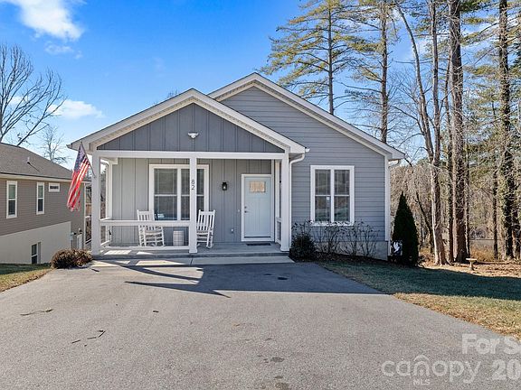 2nd image of 82 Summit Cir