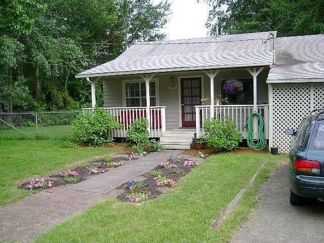 1st image of 4421 15th Ave SE