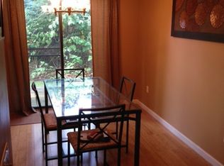 399 Main St APT 11, Manchester, CT 06040