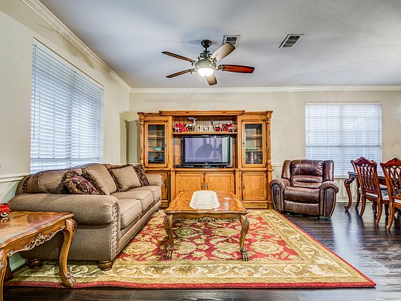 5th image of 5780 Crestwood Ln