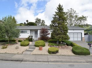 26 Martinez Ct, Novato, CA 94945