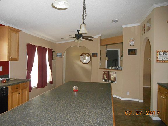 5th image of 313 Robinhood Ln