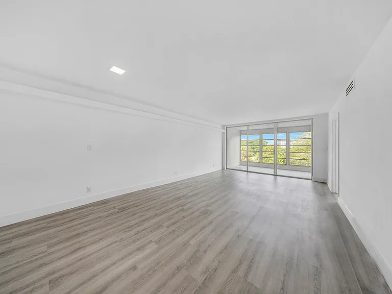 3151 S Palm Aire Dr #407 — Photo 12