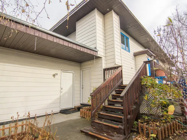 423 Oklahoma St #4, Anchorage, AK 99504